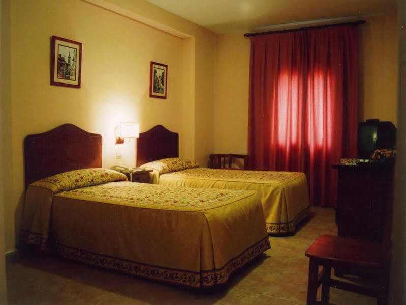 Hostal Santo Tome Toledo Luaran gambar