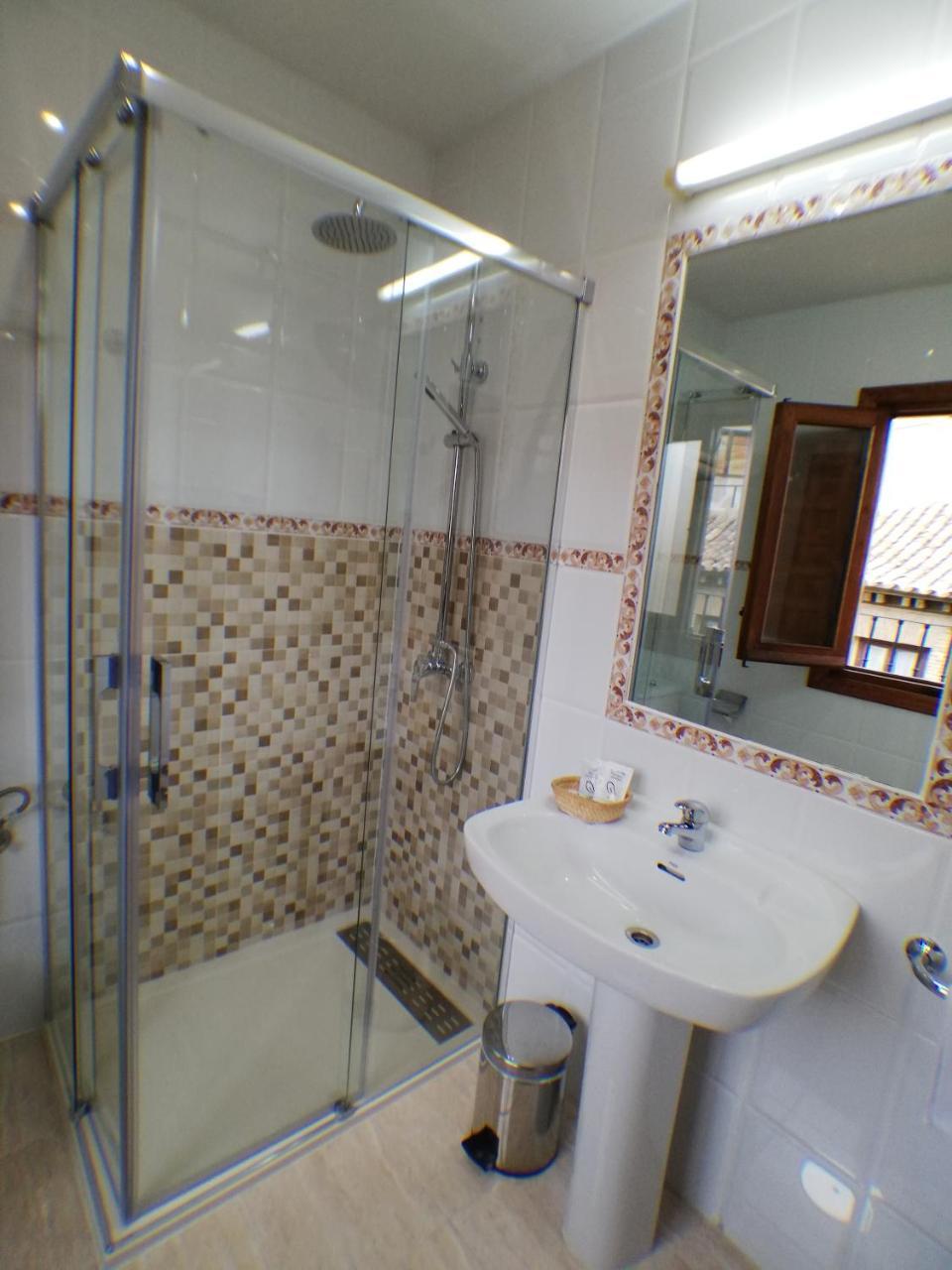 Hostal Santo Tome Toledo Luaran gambar